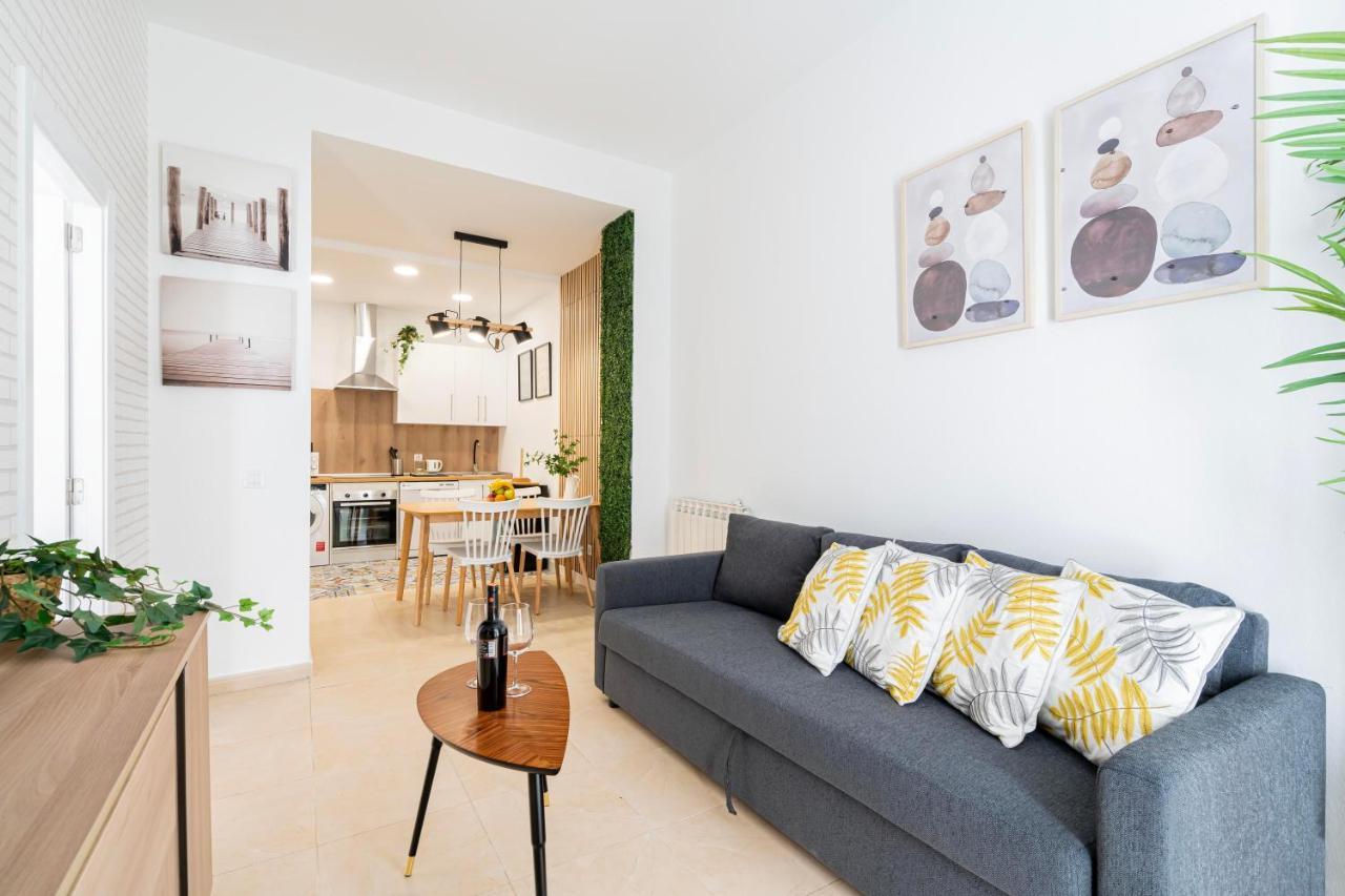 For You Rentals Elegante Y Bonito Apartamento Temporal En El Corazon De Madrid Inf1C Buitenkant foto